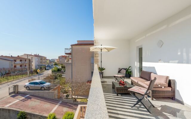 LCT Oleander Apartments