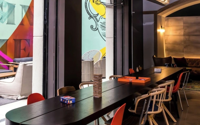 Moxy Cincinnati Downtown