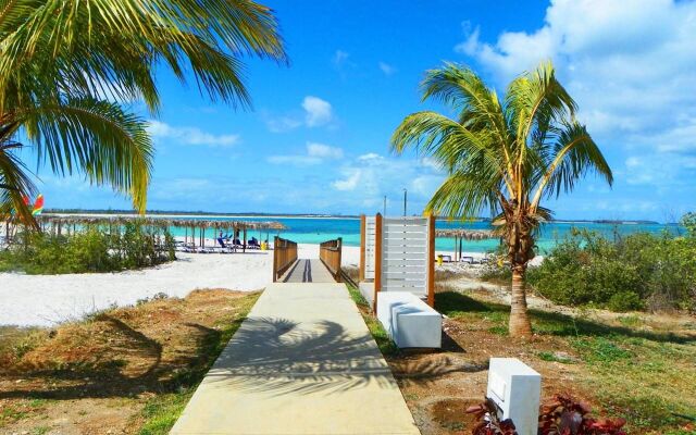 GRAND Aston Varadero Beach Resort