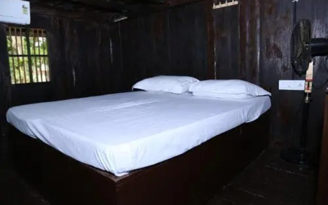 Aqualillies Home Stay
