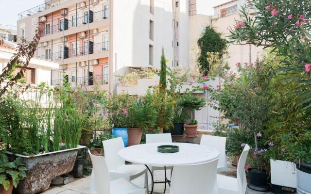 Enticing roof top studio in Athens centre! - EP9T