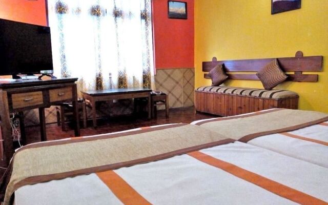 Hotel Phamrong Retreat