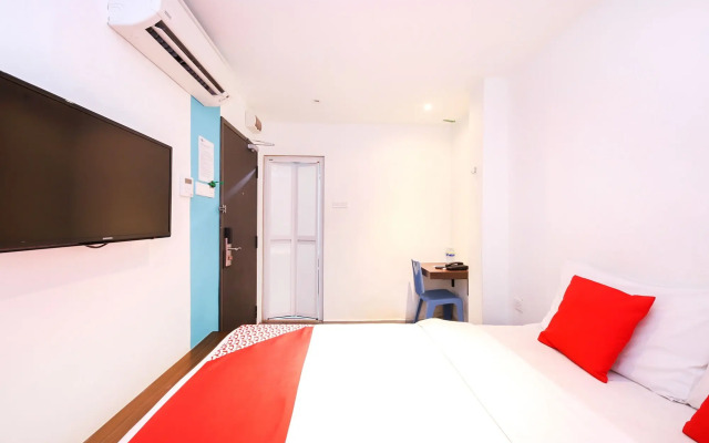 OYO 246 Link Inn (Sanitized Stay)