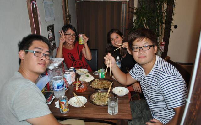 Deer Guesthouse - Hostel
