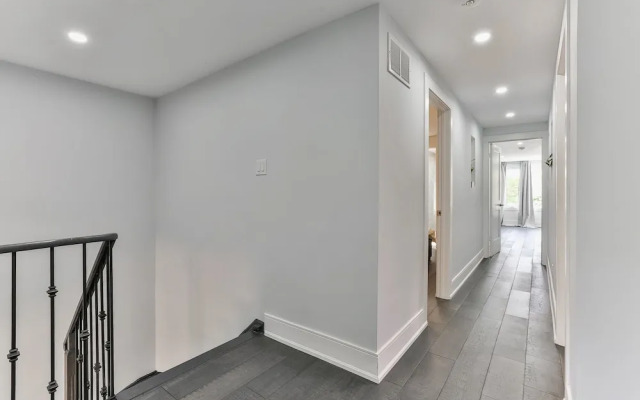 QuickStay - Classy 5brm House in Vaughan