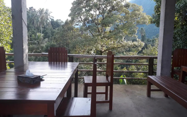 Sugi Gede Homestay