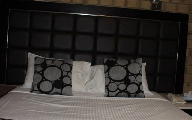 Pavlos Motel