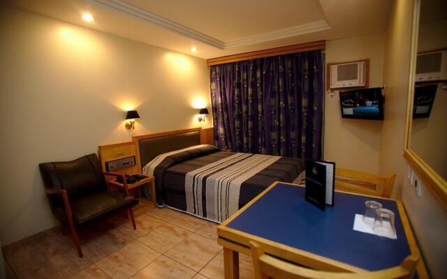 Hotel Columbia