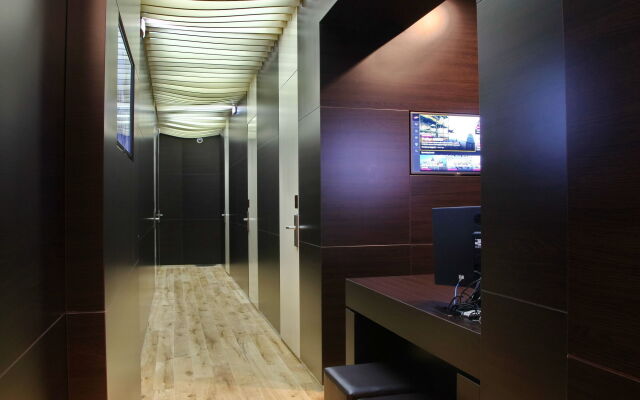 Maccani Luxury Suites