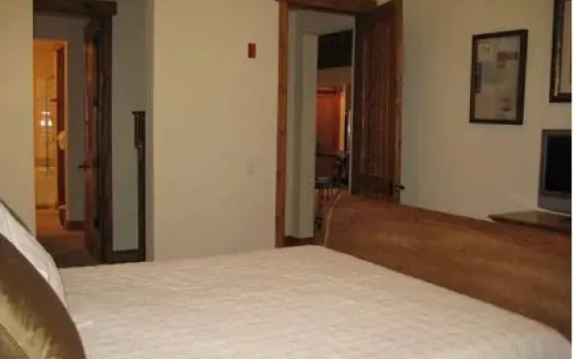 SnowCreek The Lodges