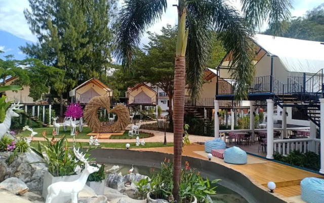 Mont Blanc Base Camp Khaoyai