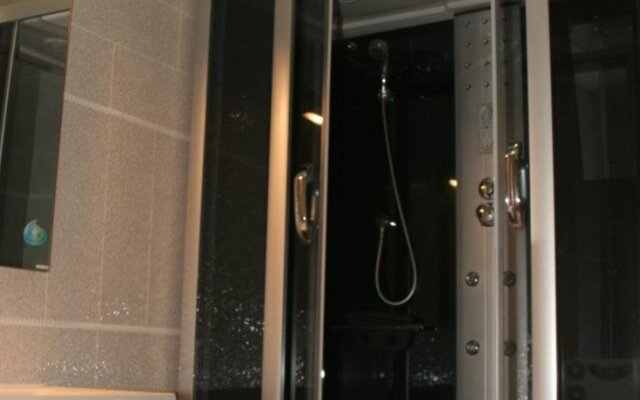 Staybridge Mini-Hotel in Most City PANORAMIC RIVER VIEW