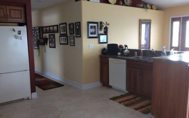 Pictured Rocks Bed And Breakfast