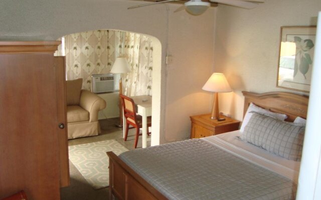 Tropicana Motel