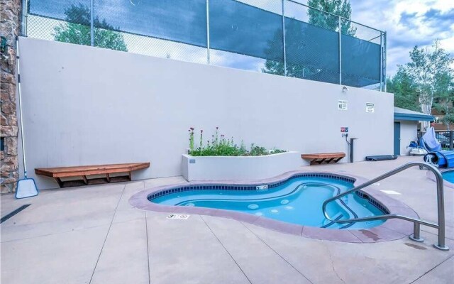 Storm Meadows Spa Grenoble III