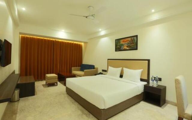 Centrum Hotel by Brijwasi