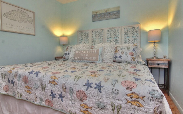 Chateau Condominiums by Teeming Vacation Rentals