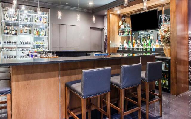 Clarion Hotel Empire Meadowlands