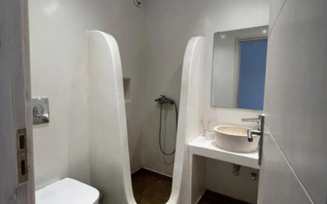 Charming Apartment in Ano Mera