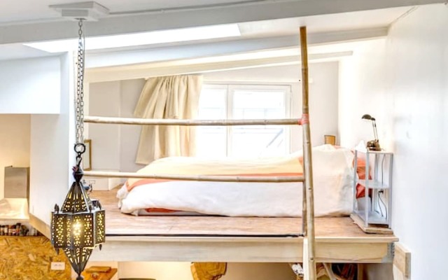 House with 3 Bedrooms in Clichy, with Wifi