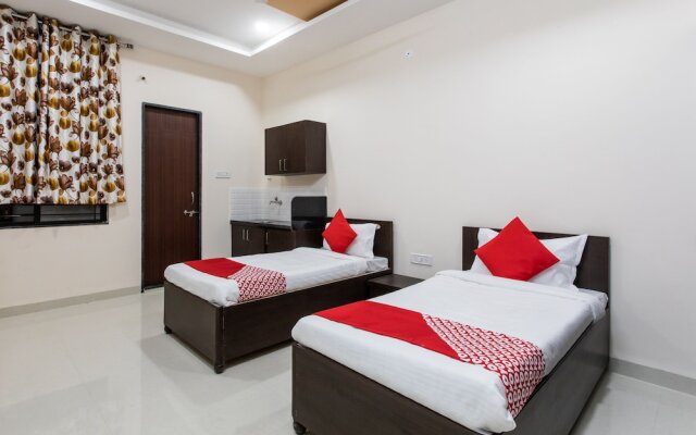 OYO 26905 Hotel Aalishan