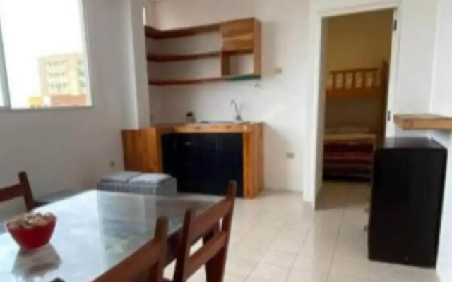 Chescos Hostel & Hotel