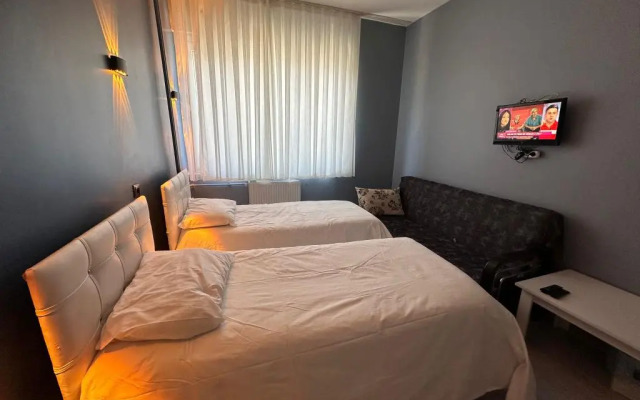 Umk Pansiyon Cadde Usak