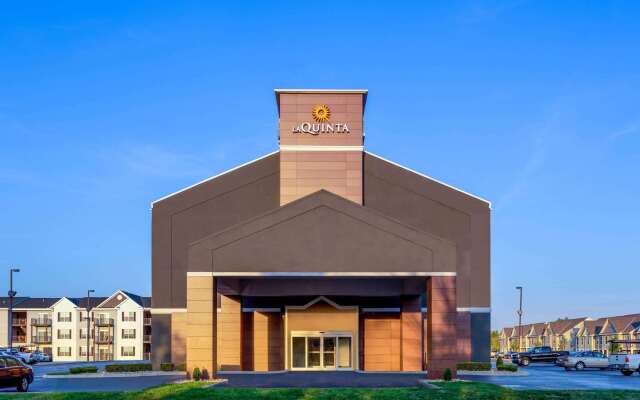 La Quinta Inn & Suites by Wyndham Columbus West - Hilliard