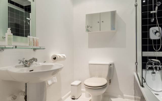 The South Kensington Place - Modern & Bright 4bdr Townhouse