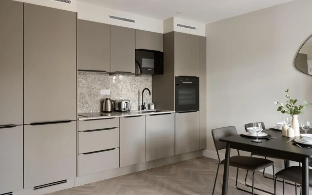 London City East by Viridian Apartments