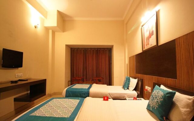 OYO 4754 Hotel Center Point