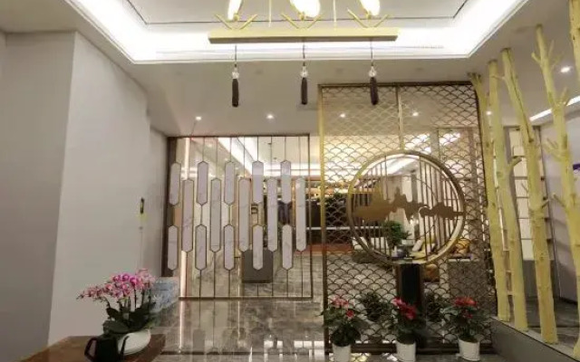 Takhang Hotel