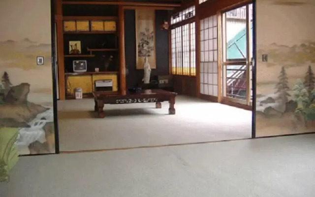 Saratoku Ryokan