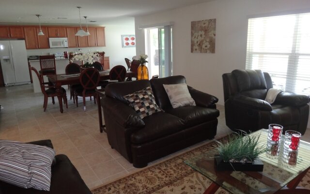 Crystal Cove by CozyKey Vacation Rentals