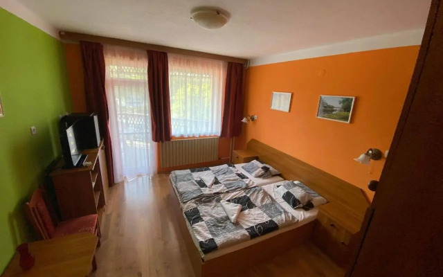 Hableány Hotel