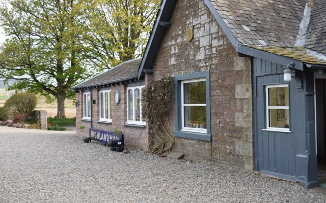 The Highlandman Station