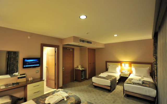 Yasmak Comfort Hotel