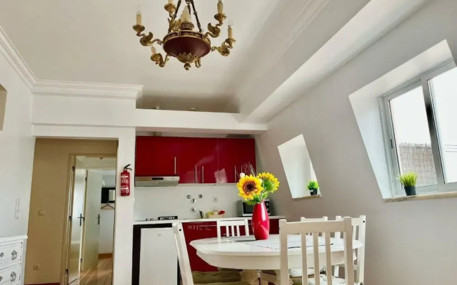 Charming 2 Bedroom Apartment in City Centre Lisboa