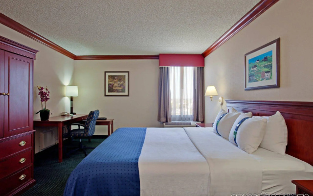 Holiday Inn La Mirada – Buena Park by IHG