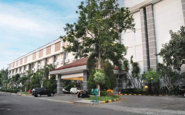 Dwangsa Hotel Solo
