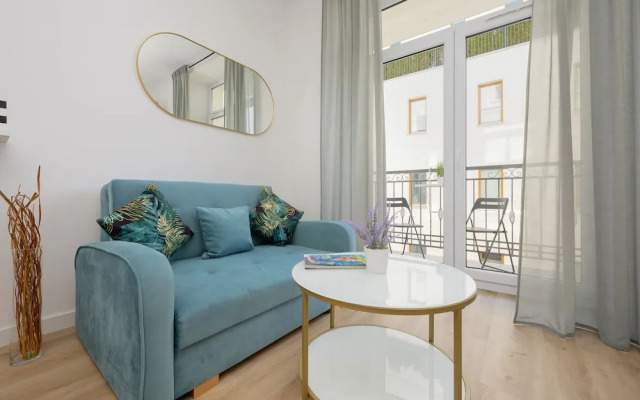 Apartment With Bath in Warsaw by Renters