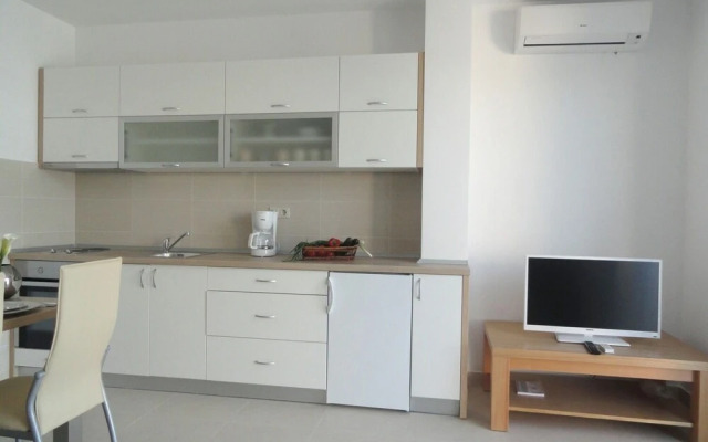 At the sea - 5 M From the Beach - A1