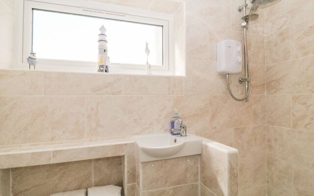 25 Tamar Cottage