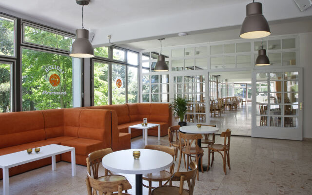 Holiday Hotel Csopak