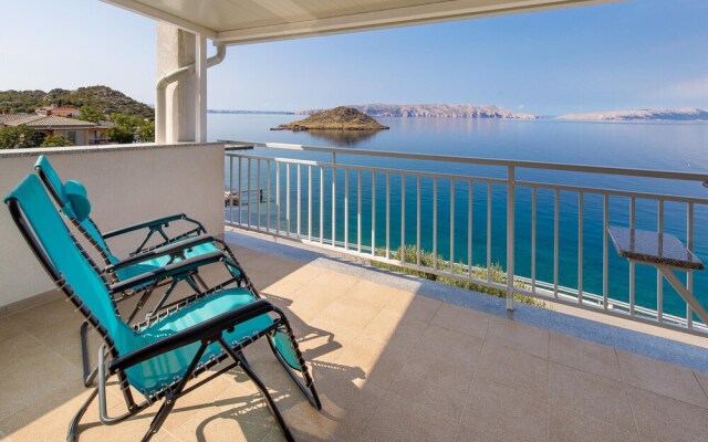 Nice Home in Sv.juraj With Wifi and 3 Bedrooms