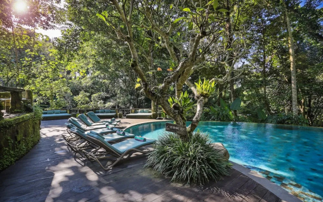 Pramana Giri Kusuma