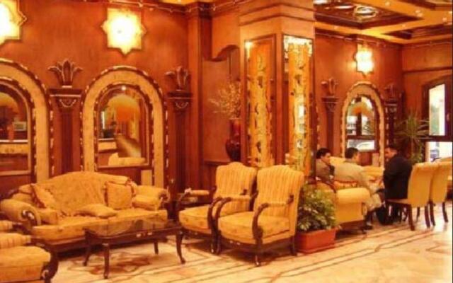 Four Seasons Hotel