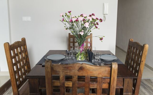 Leo Apartments Old Town Residence