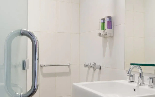 Amaris Hotel Satrio Kuningan - Jakarta