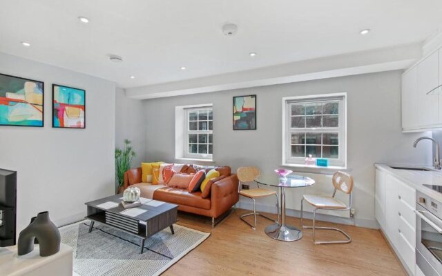 Cleveland Street by Aeria Apartments